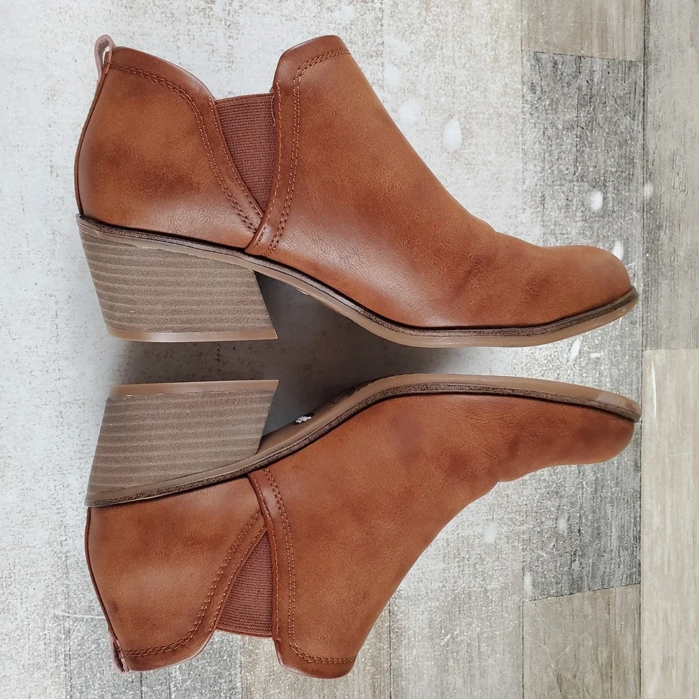 Dr Scholls Laurel Womens Ankle Bootie Sz 9.5 M Honey Block Heel Slip-On Boots